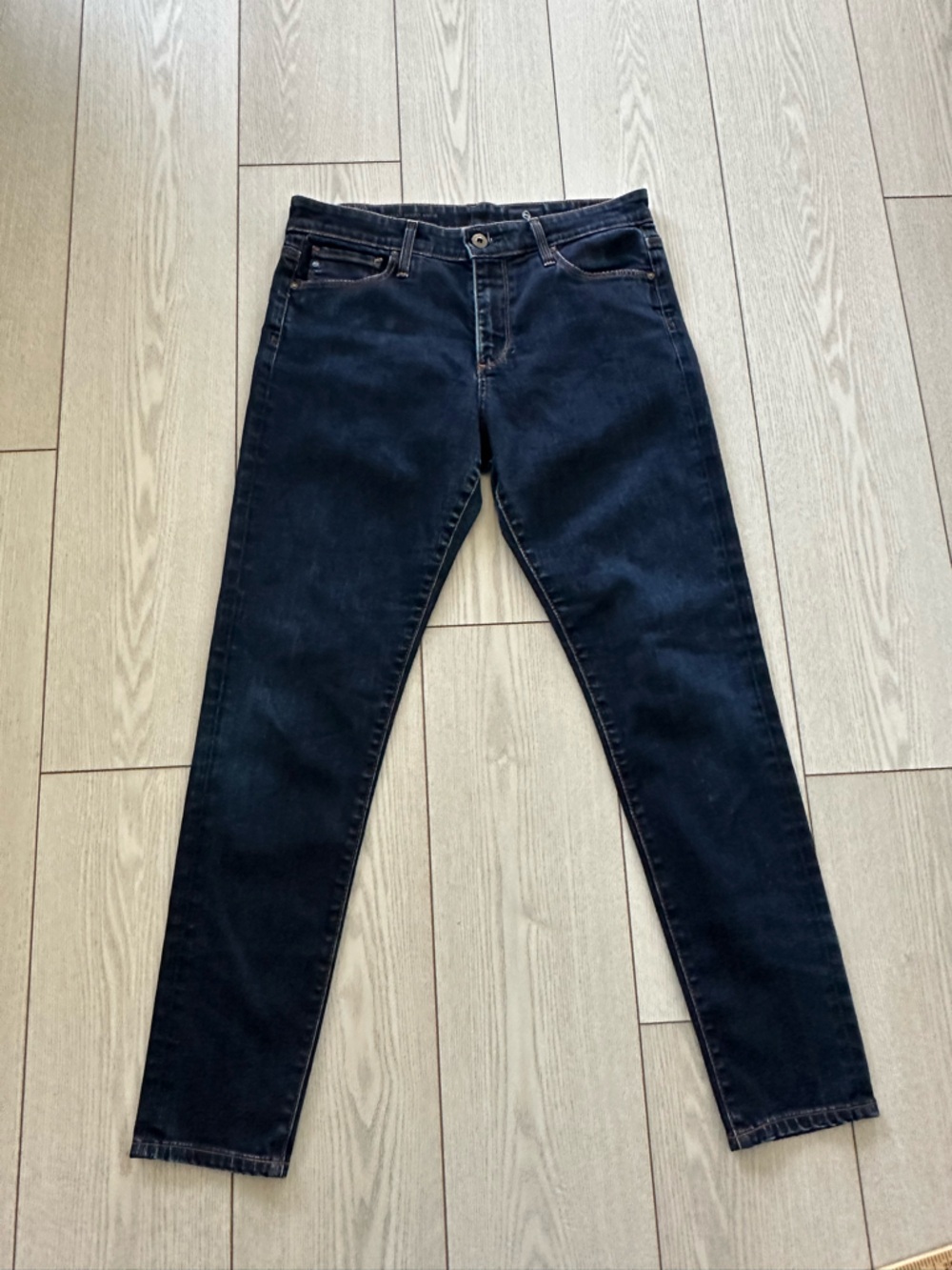 AG Adriano Goldschmied Women's  Dark Blue Jeans size 28R